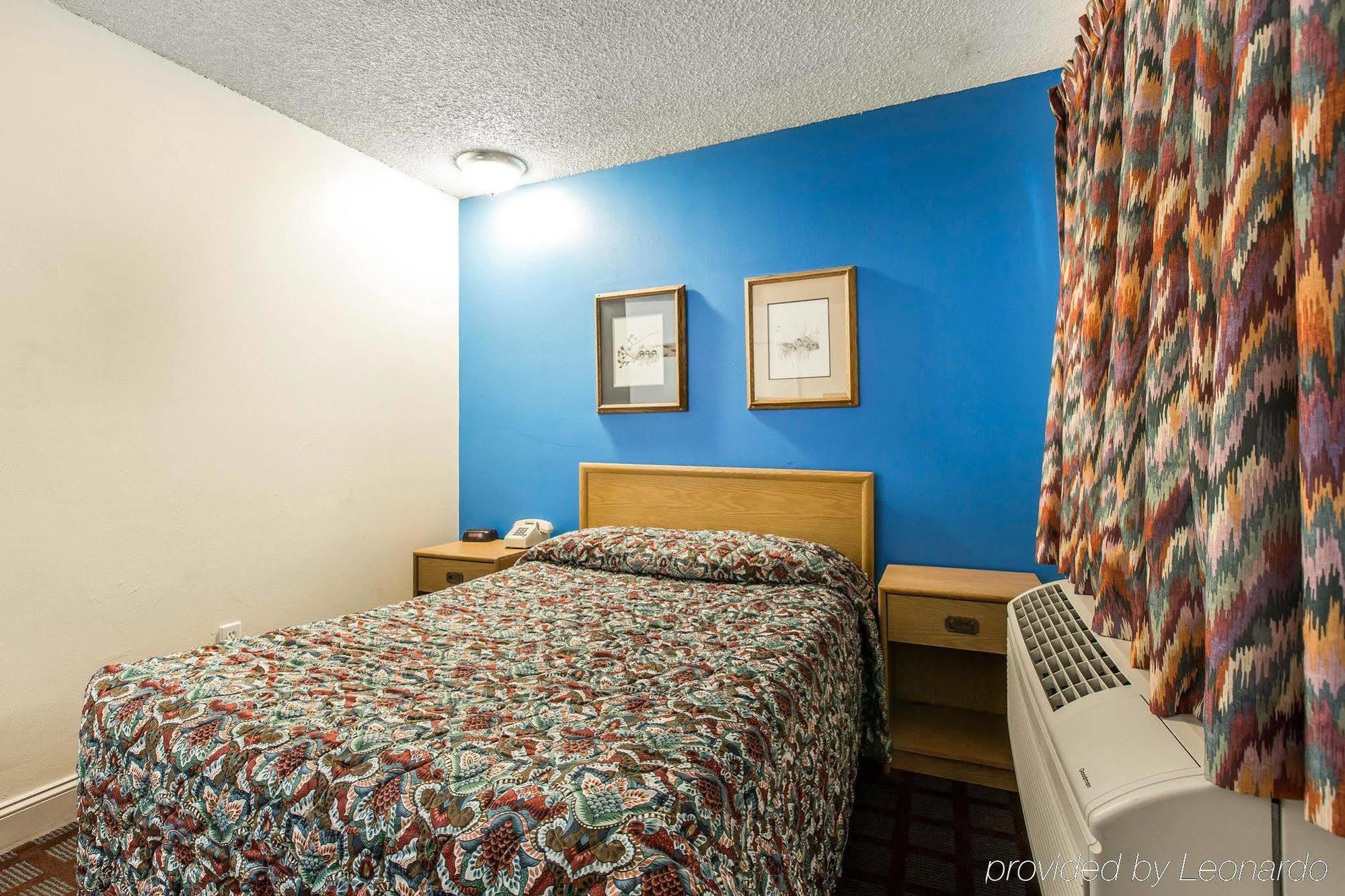 Rodeway Inn Wildwood Мамът Лейкс Екстериор снимка
