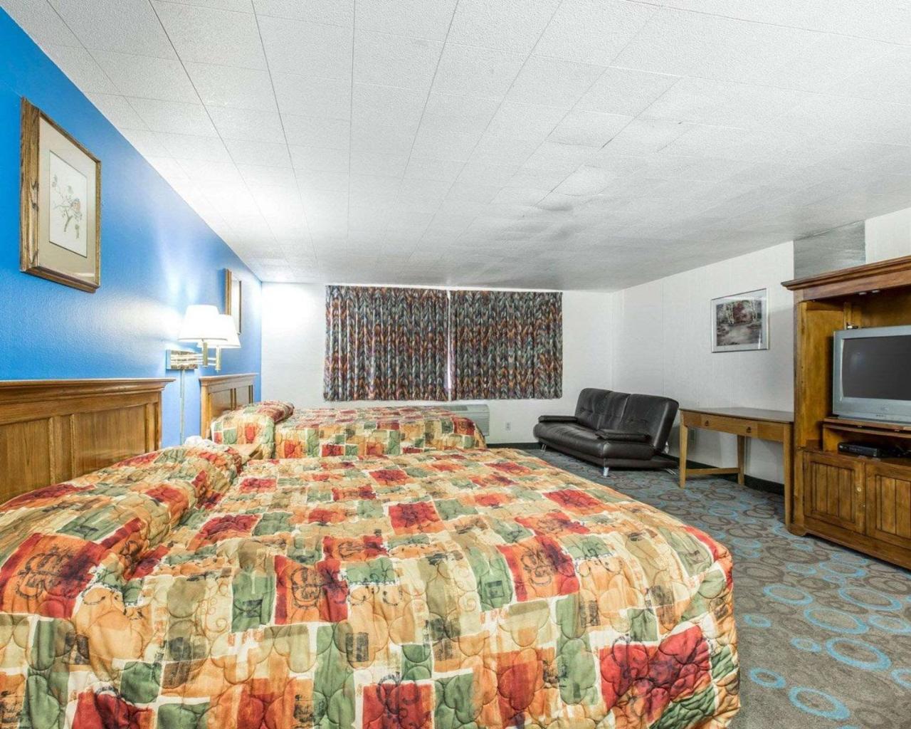 Rodeway Inn Wildwood Мамът Лейкс Екстериор снимка