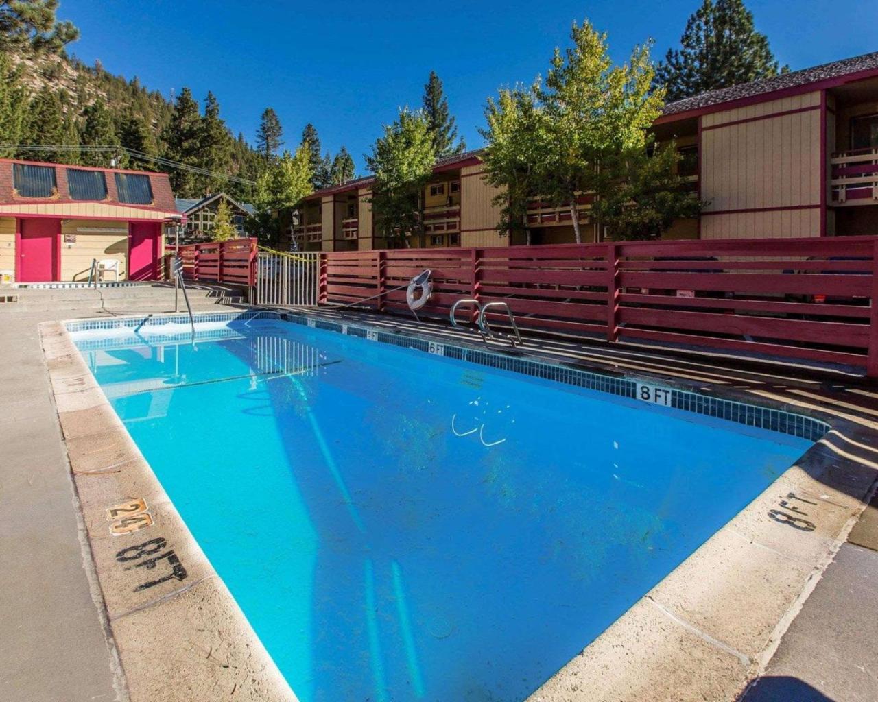 Rodeway Inn Wildwood Мамът Лейкс Екстериор снимка