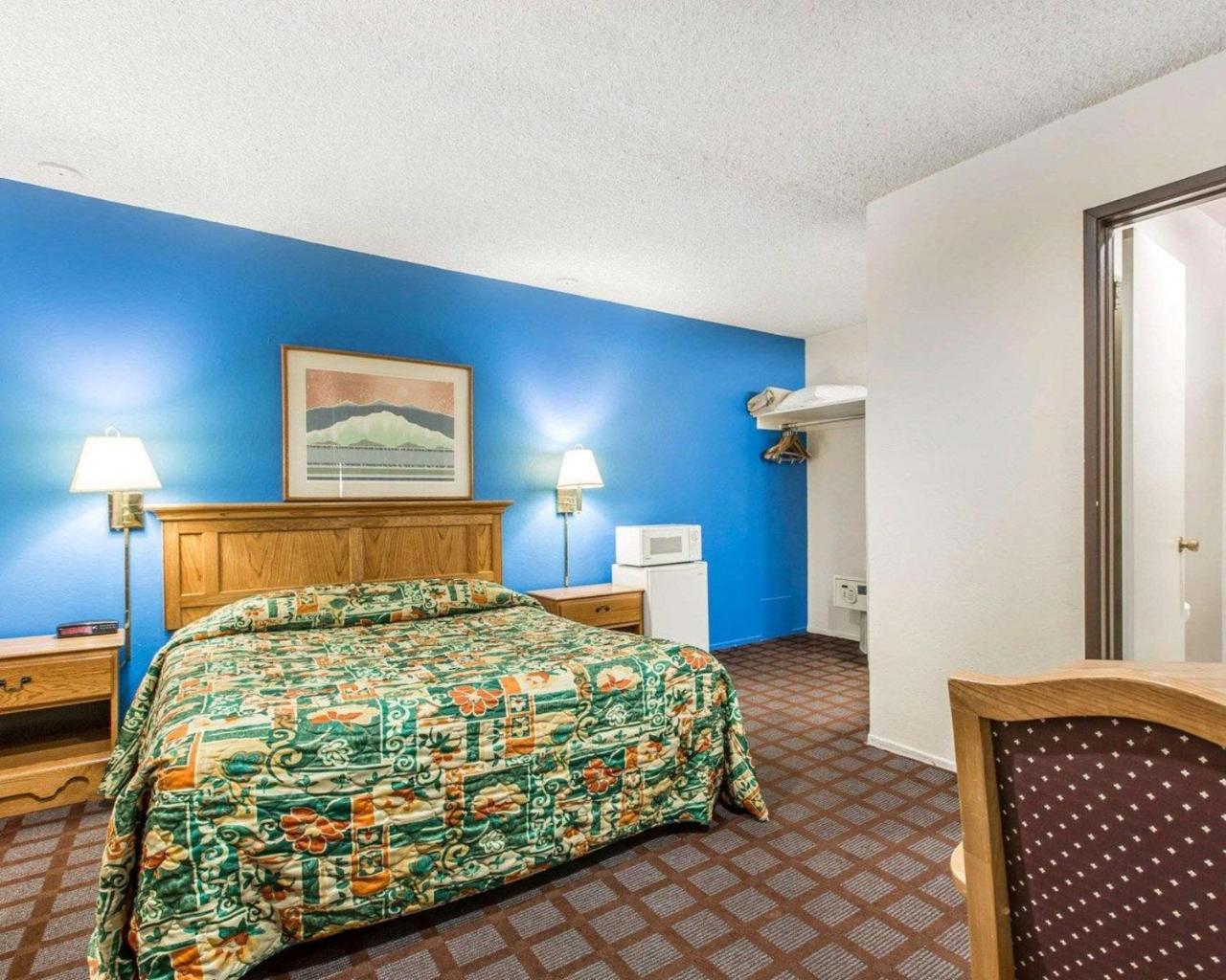 Rodeway Inn Wildwood Мамът Лейкс Екстериор снимка