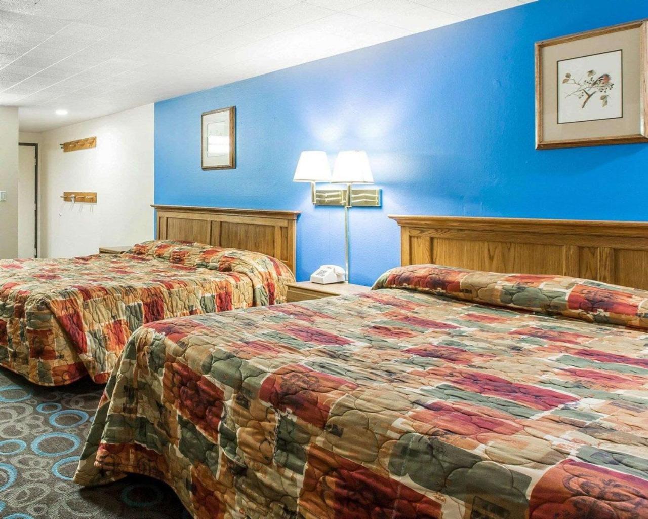 Rodeway Inn Wildwood Мамът Лейкс Екстериор снимка
